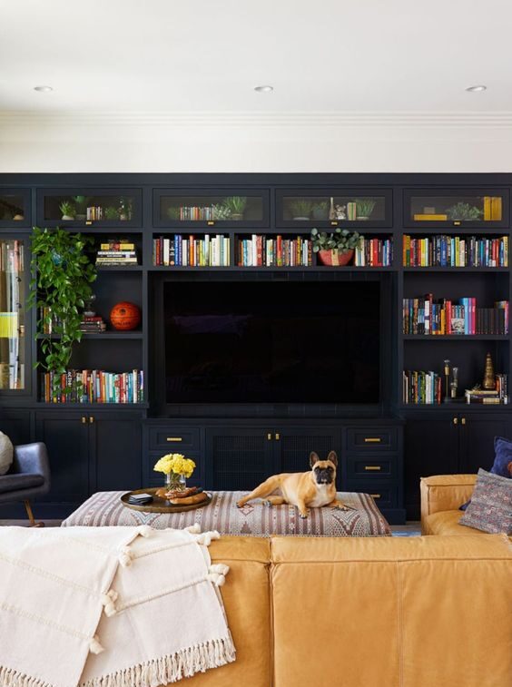 film gecesi için alternatif oturma odası tasarımı